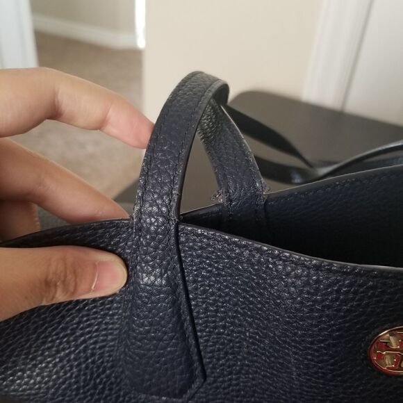 Tory Burch Large Leather Tote - Picture 13 of 13